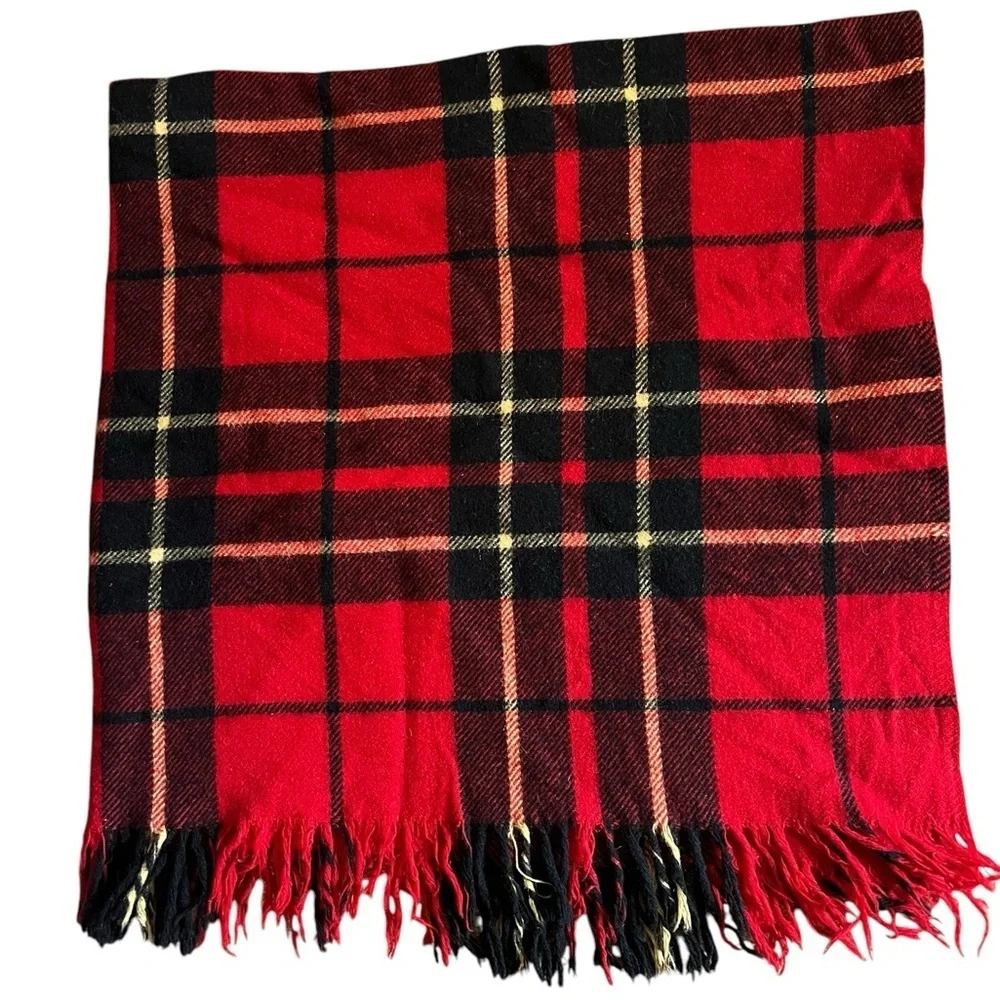 Vintage Troy Robe Red & Black Tartan Plaid Wool Blanket with Fringe, free bag